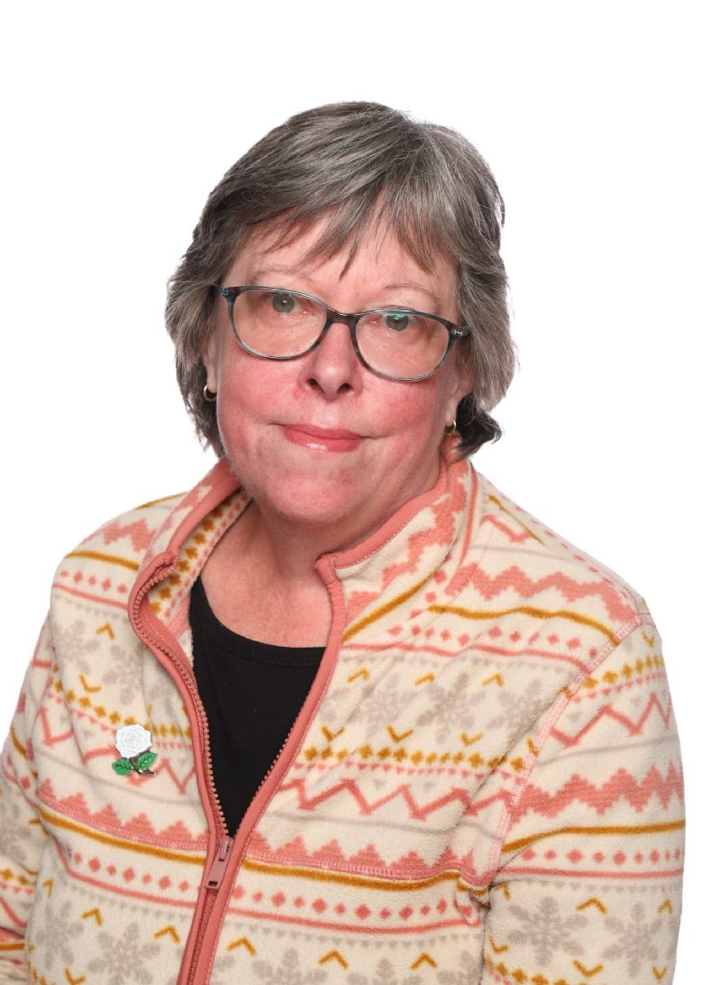 Mrs Parry – Art, DT & FT Leader