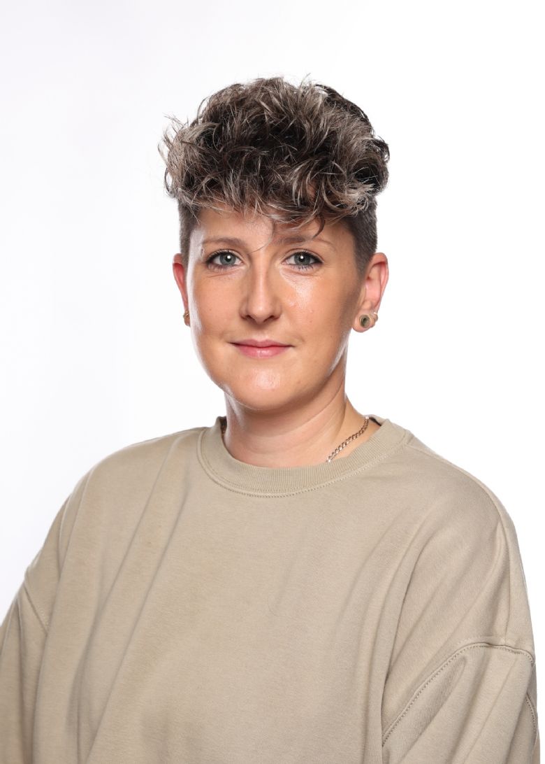 Mrs Cartwright-Shaw – Technician