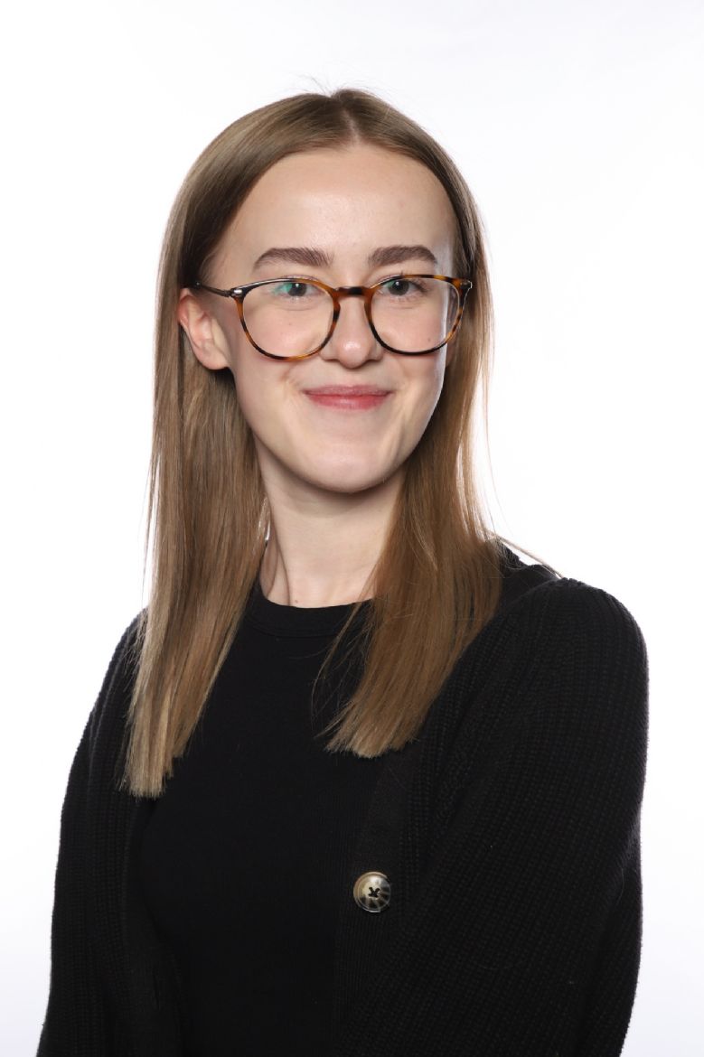 Mrs Parry – Art, DT & FT Leader